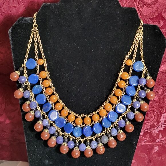 18" Bead, Stone, Chain Breastplate Fringe Necklace w/ 2" Design. - Picture 3 of 4